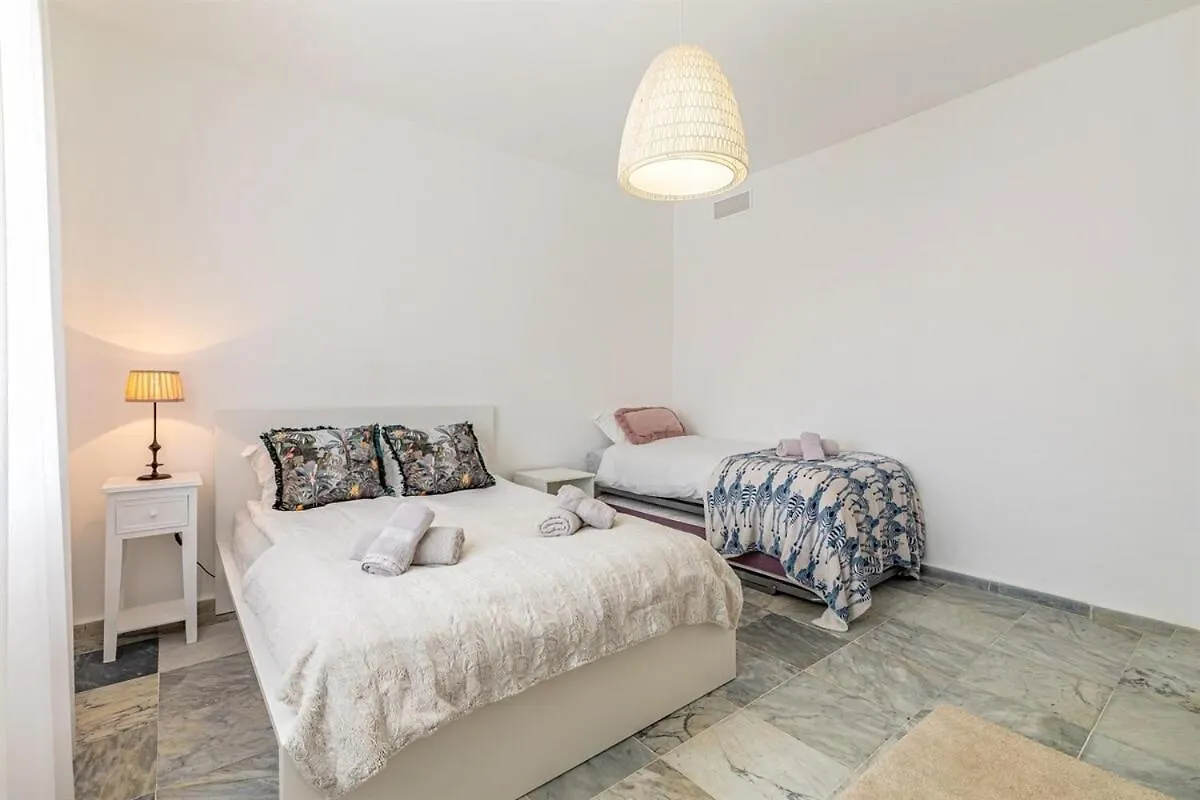 Luxury Villa With Tennis & Pool Malaga 0*,