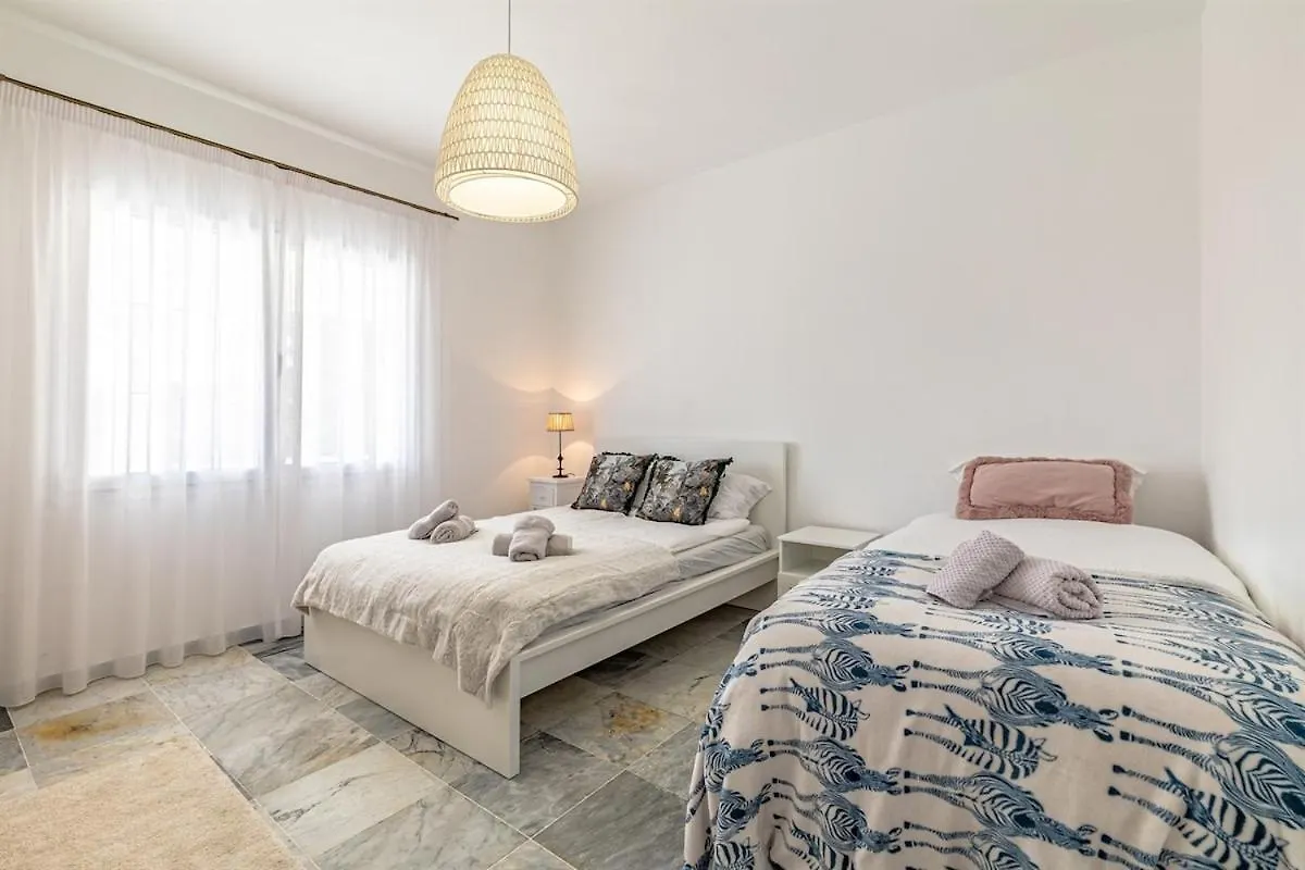 Luxury Villa With Tennis & Pool Malaga Spain