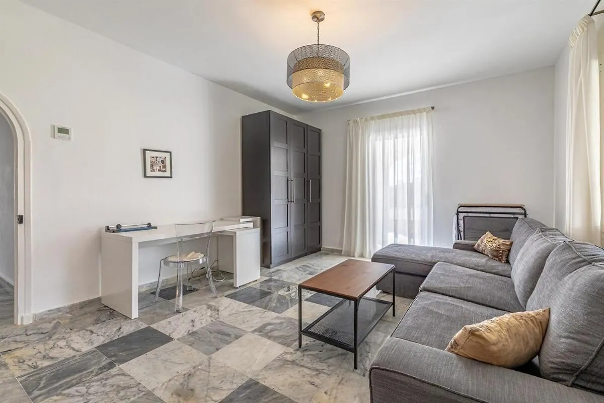 Luxury Villa With Tennis & Pool Malaga