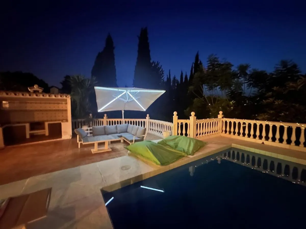 Luxury Villa With Tennis & Pool Malaga