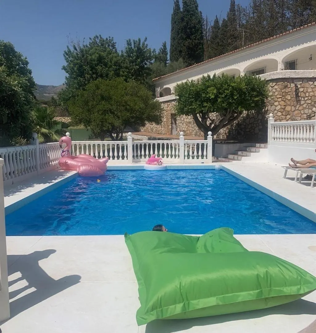 Luxury Villa With Tennis & Pool Malaga