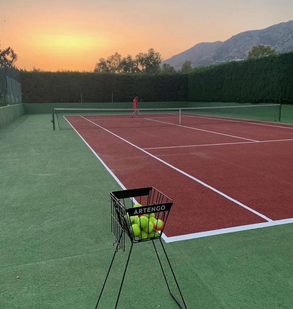 Luxury Villa With Tennis & Pool Malaga